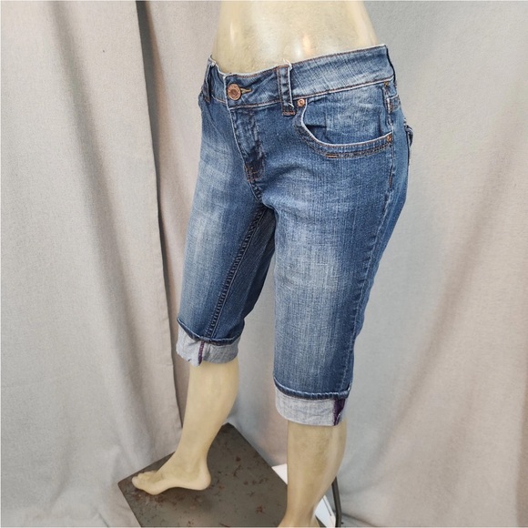 Vigoss Blue Denim Bermuda Shorts - Picture 5 of 8